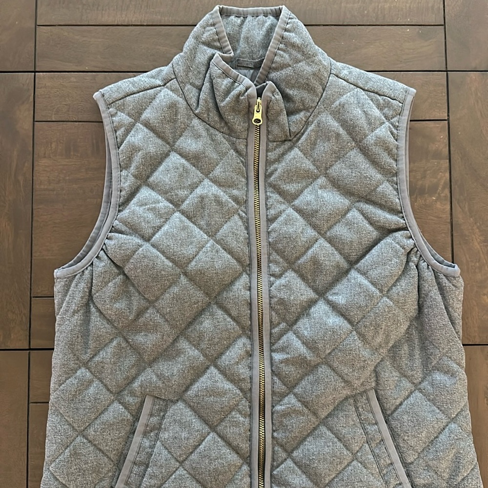 Women’s Grey Quilted Vest